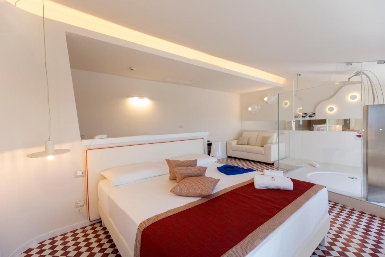 Suite Hotel L'Oasi Di Riaci (Adults Only) Santa Domenica  Exterior photo