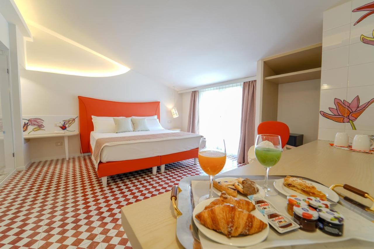 Suite Hotel L'Oasi Di Riaci (Adults Only) Santa Domenica  Exterior photo